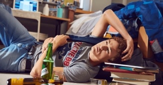 Les risques potentiels du binge drinking sur la santé des jeunes étudiants