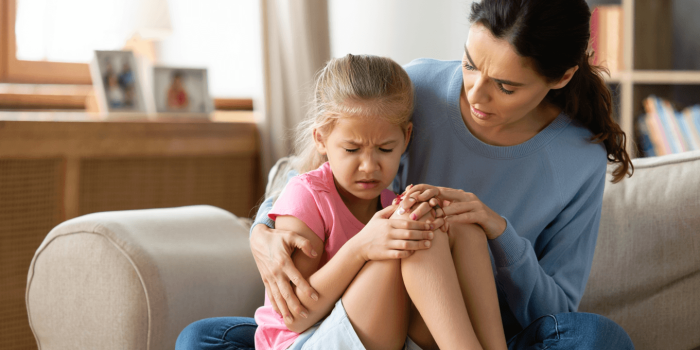 Douleurs osseuses chez l’enfant : faut-il s’inquiéter quand elles deviennent fréquentes ?