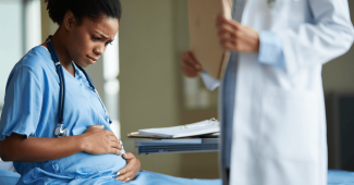 Lupus et maternité : quels défis pour les patientes ?