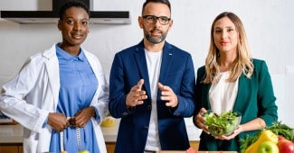 On a demandé à 3 nutritionnistes comment perdre
de la graisse abdominale, ils ont tous eu la même réponse