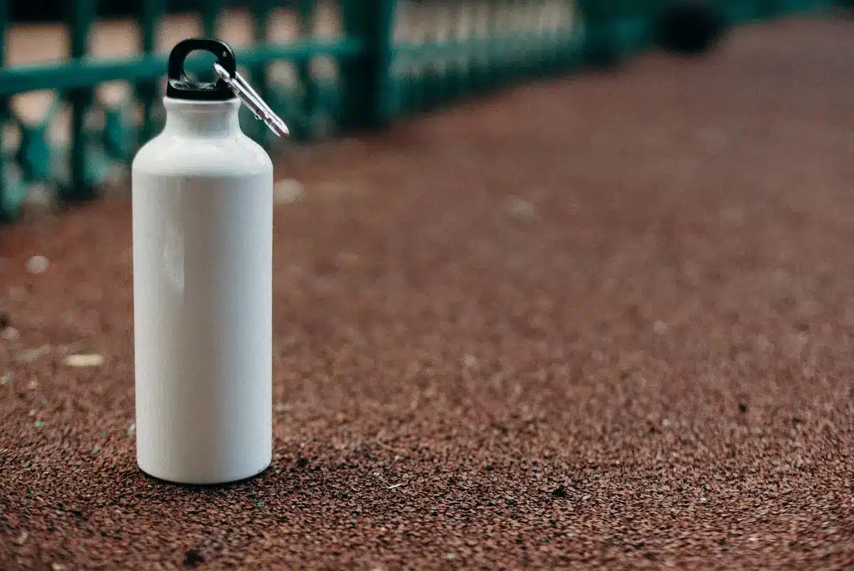 Gourde réutilisable et équipements de sport écologiques